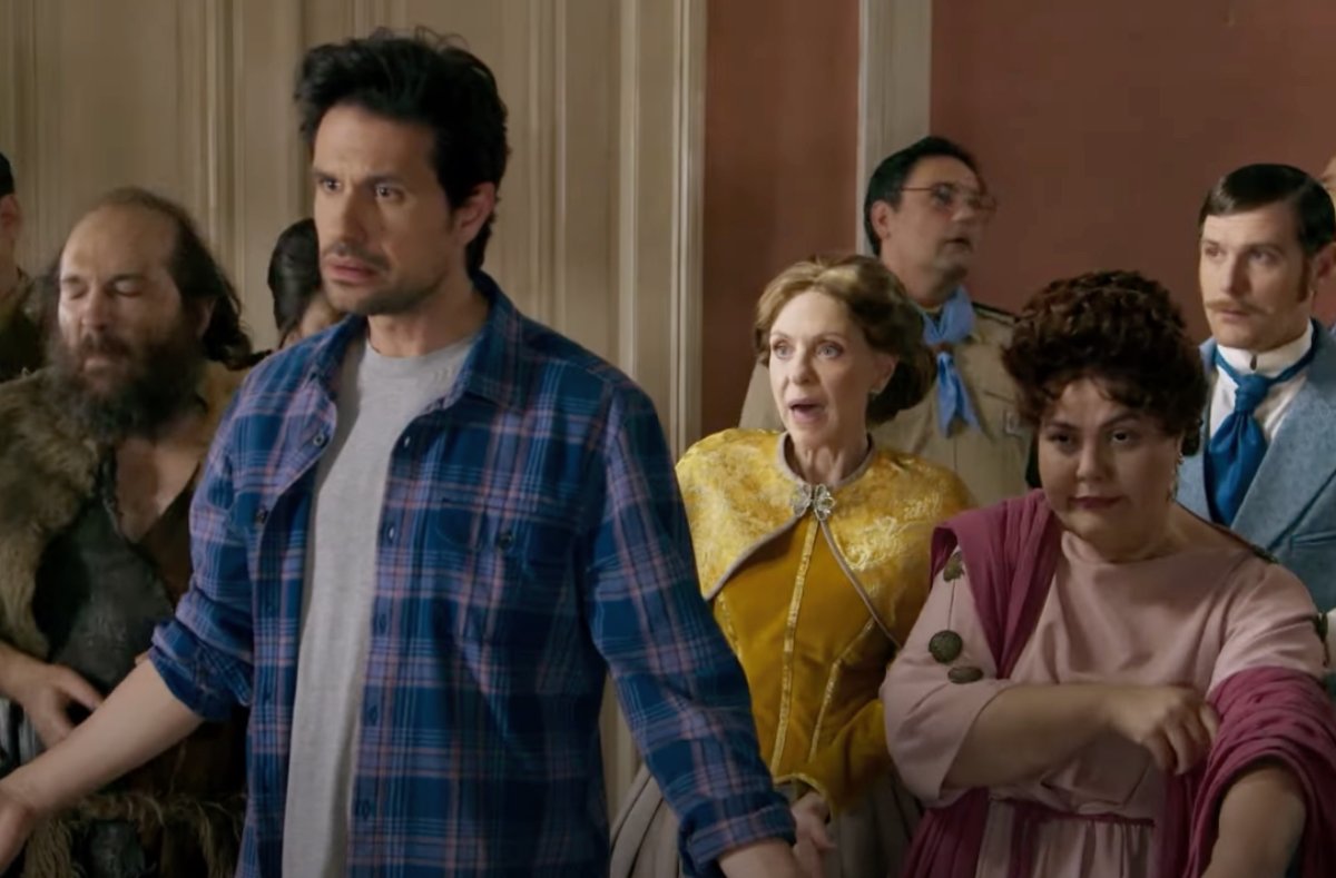 Τα Φαντάσματα: Διαβάστε την ιστορία πίσω από τα περίτεχνα κοστούμια των πρωταγωνιστών